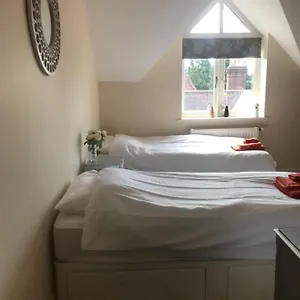  Guest house Family